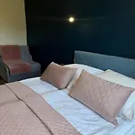 بيت ضيافة Alma Duo